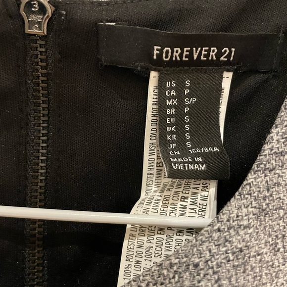 Crop top - Picture 3 of 3